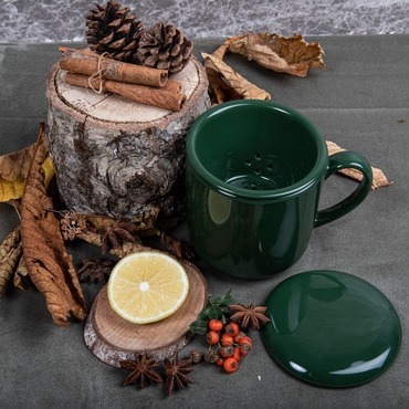 3 Parça Bone Süzgeçli Bitki Çayı Bardağı - Yeşil - GÜRAL PORSELEN