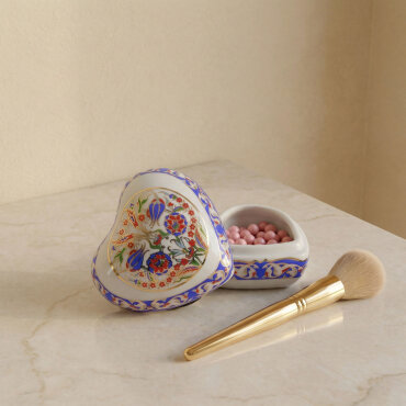 Kalp Şekilli El Dekoru Porselen Dekoratif Porselen Takı Kutusu 5 Cm - GÜRAL PORSELEN